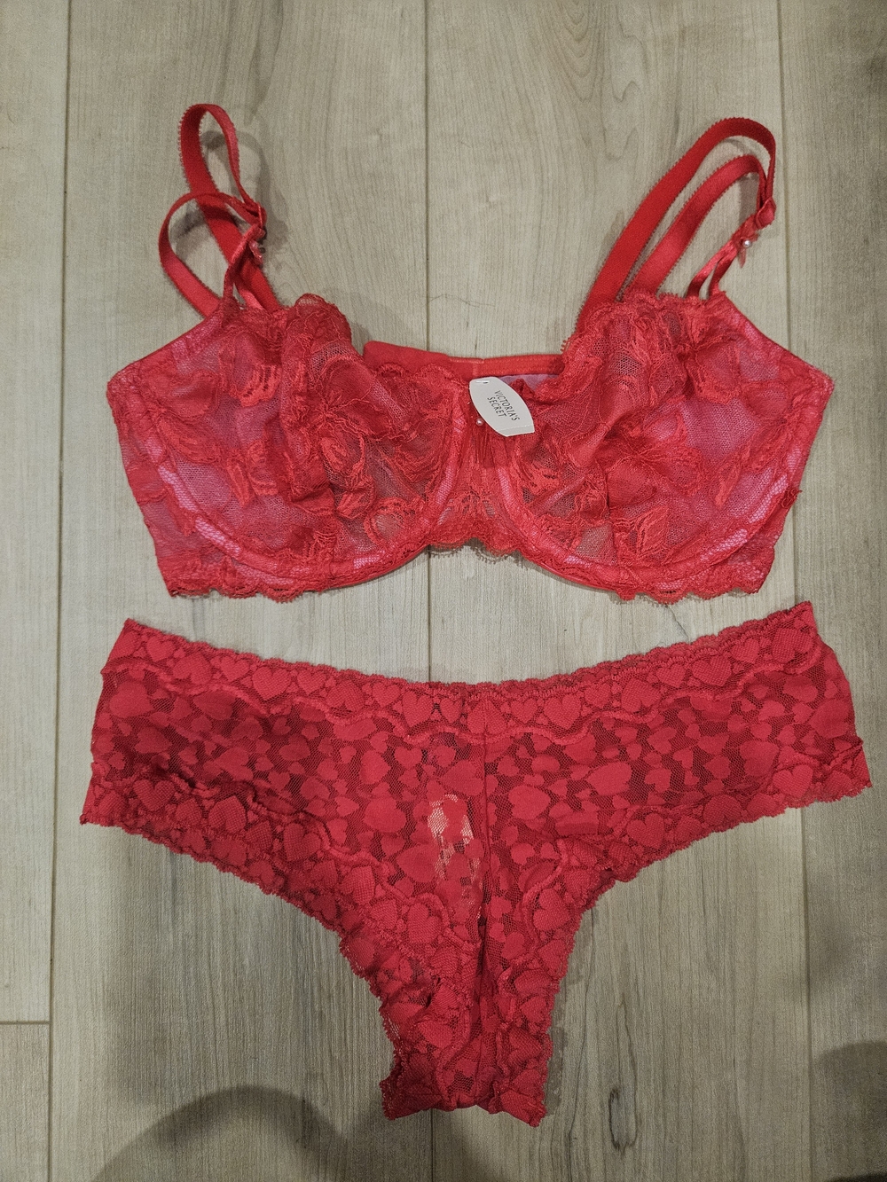 Victoria's Secret Red Lace Underwire Lace Bra & Bikini Set